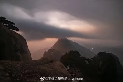 揭秘历史上的风云时刻与深远影响，乌山云雨翻乾坤的执掌乾坤时刻回顾