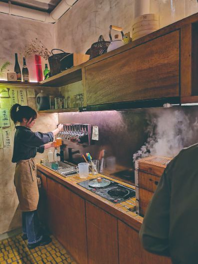 探秘十二月小巷深处的特色小店，未知味蕾冒险之旅开启